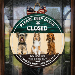 Do Not Let Dogs out - Personalized Christmas Wooden Door Hanger for Dog Owners, Custom Dog Welcome Sign, X-mas Dog Sign Decor| NDH02