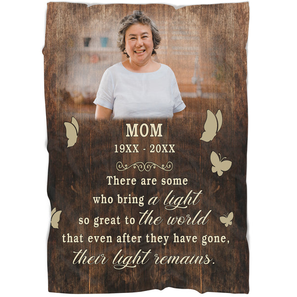 Memorial Blanket - In Memory Their Light Remains Personalized Memorial Gift Sympathy Gift for Loss of Loved One Father Mother Grieving Gift Remembrance Fleece Blanket - JB287