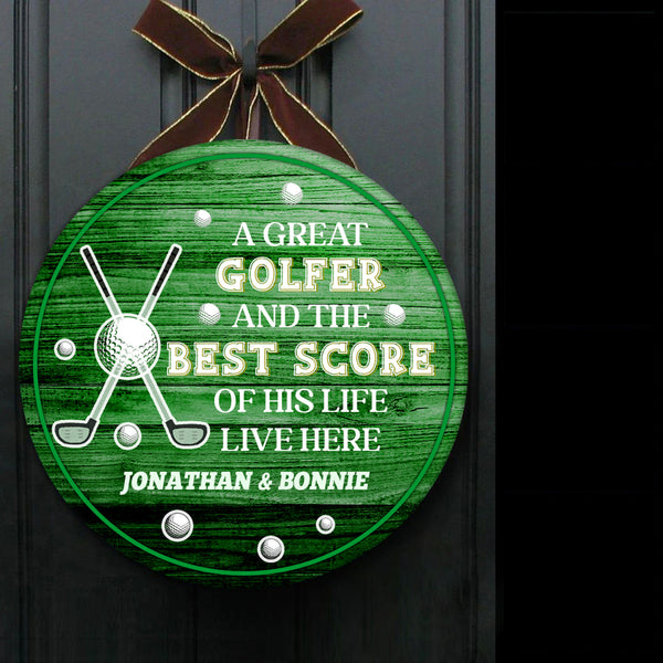 Personalized Golf Couple Door Hanger| Great Golfer and His Best Score Door Hanger| Golfing Wooden Door Hanger Golf Wall Sign Golf Theme Decor for Front Door, Home| Gift for Couple| JDH39