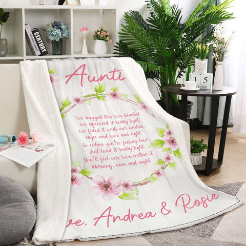 Personalized Auntie Blanket| Floral Wreath Blanket for Aunt| Custom Gift for Aunt on Christmas, Birthday, Mother's Day| Auntie Gift from Nephew & Niece| JB214