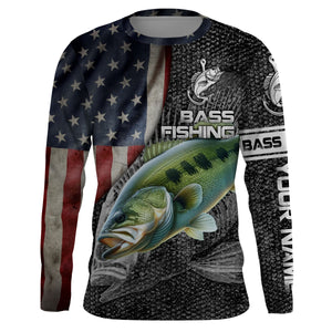 Largemouth Bass Fishing American Flag' Men's T-Shirt