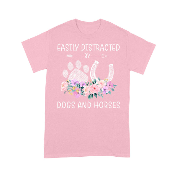 Easily Distracted By Dogs And Horses D06 NQS3122  T-Shirt